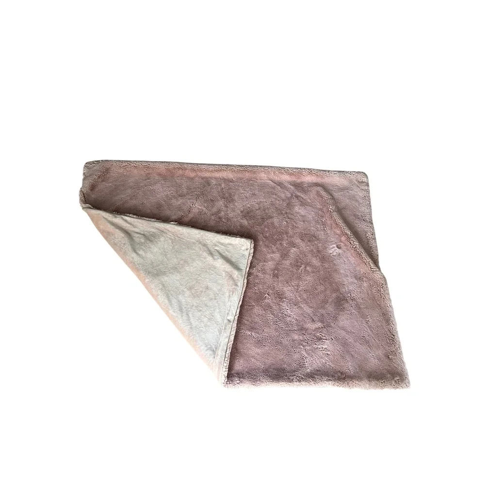 WEST ELM Faux Fur Chinchilla Throw Blanket in Light Sienna